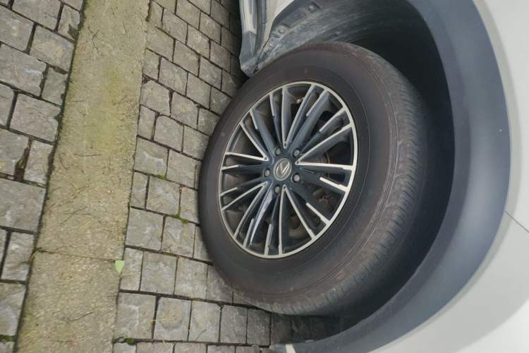 Used Lexus NX 2016 200 Special Limited Edition Right Front Wheel Hub