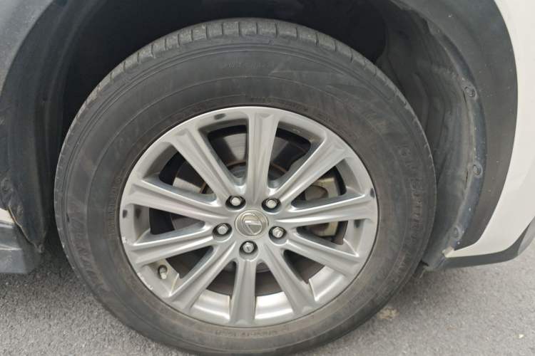 Used Lexus NX 2016 200 All-Wheel Drive FENGSHANG Version Right Front Wheel Hub