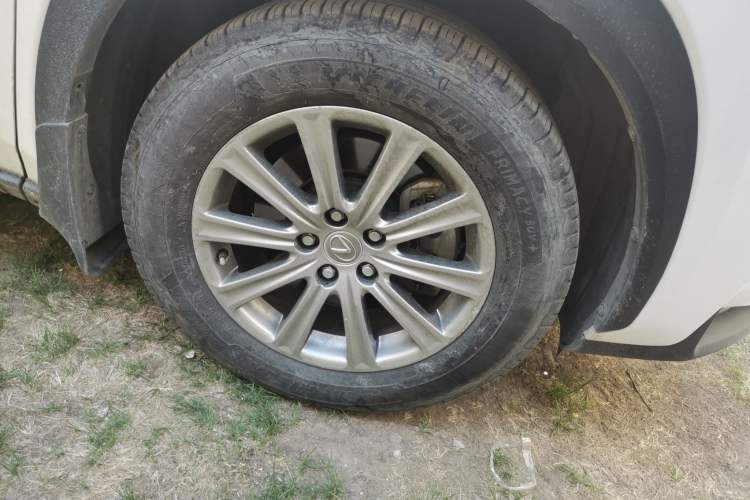 Used Lexus NX 2016 200 All-Wheel Drive FENGSHANG Version Right Front Wheel Hub