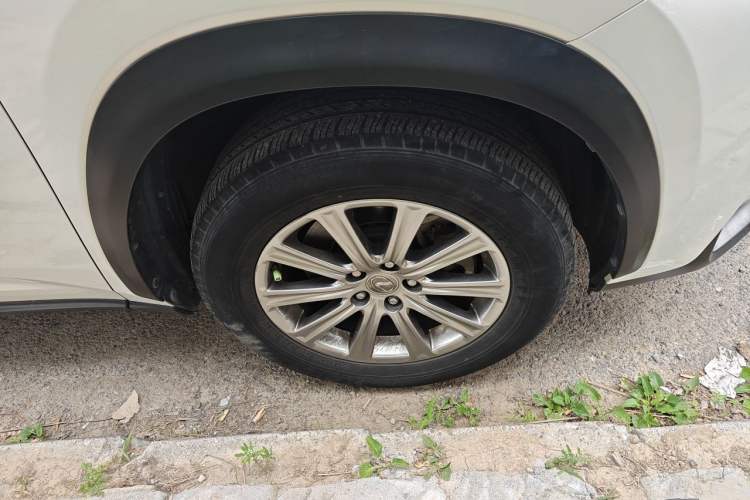 Used Lexus NX 2016 200 All-Wheel Drive FENGSHANG Version Right Front Wheel Hub