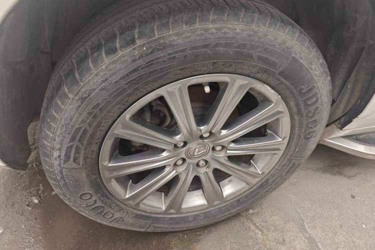 Used Lexus NX 2016 200 Special Limited Edition Right Front Wheel Hub