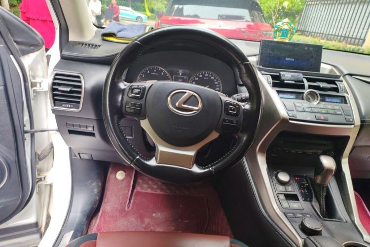 Used Lexus NX 2016 200 All-Wheel Drive FENGSHANG Version Steering Wheel