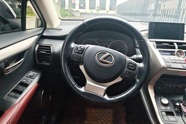 Used Lexus NX 2016 200 All-Wheel Drive FENGSHANG Version Steering Wheel