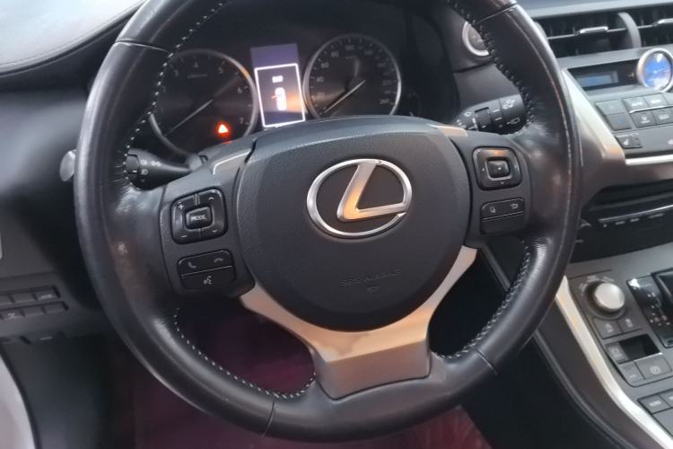 Used Lexus NX 2016 200 All-Wheel Drive FENGSHANG Version Steering Wheel