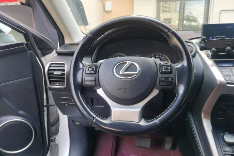 Used Lexus NX 2016 200 All-Wheel Drive FENGSHANG Version Steering Wheel