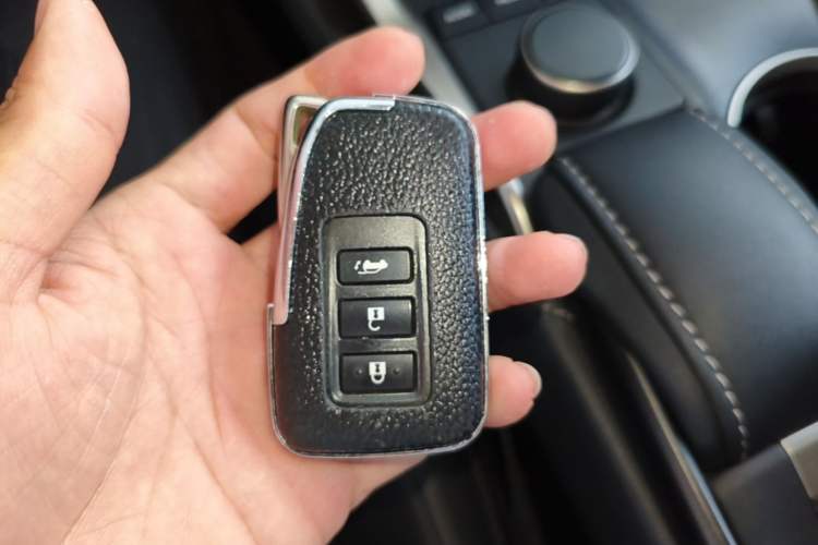 Used Lexus NX 2016 200 All-Wheel Drive FENGSHANG Version Vehicle Key