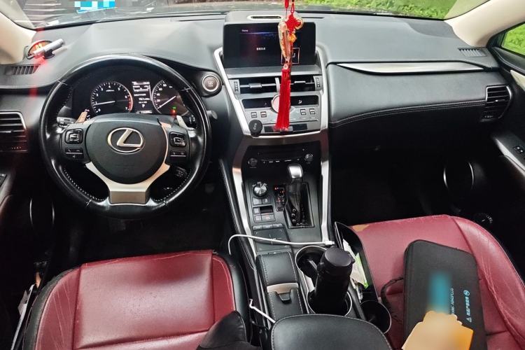 Used Lexus NX 2017 200 Front-Wheel-Drive X-Trail SE Edition Center Console