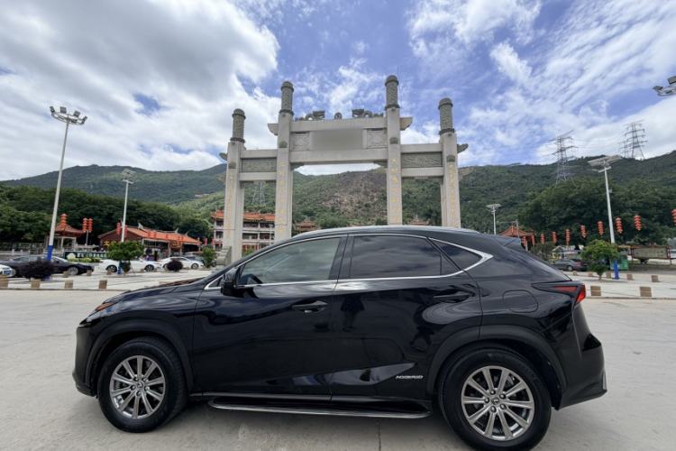 Used Lexus NX 2017 300h Front-Drive FENGSHANG Edition Exterior 4