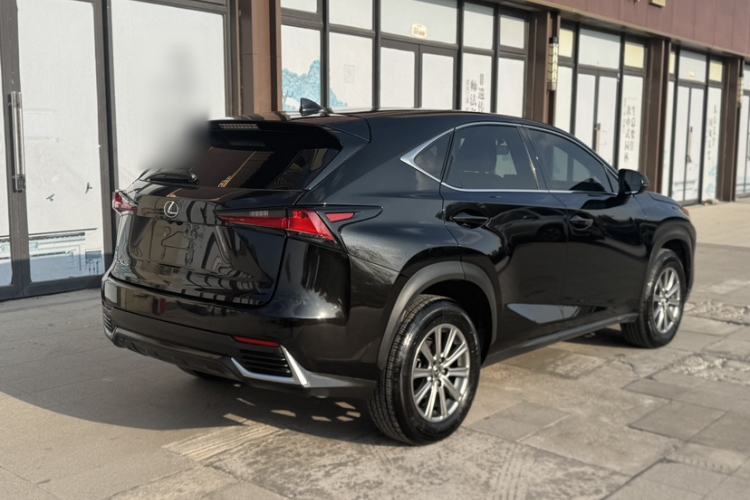 Used Lexus NX 2017 200 Front-Wheel-Drive X-Trail SE Edition Exterior 5