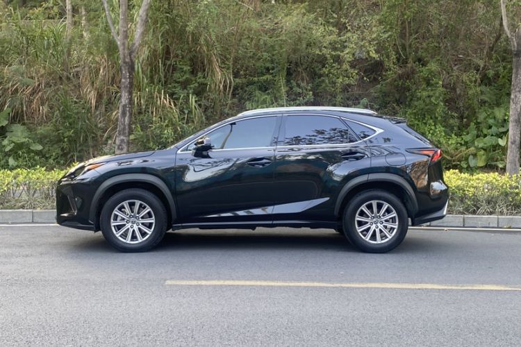 Used Lexus NX 2017 200 Front-Wheel-Drive X-Trail SE Edition Exterior 6