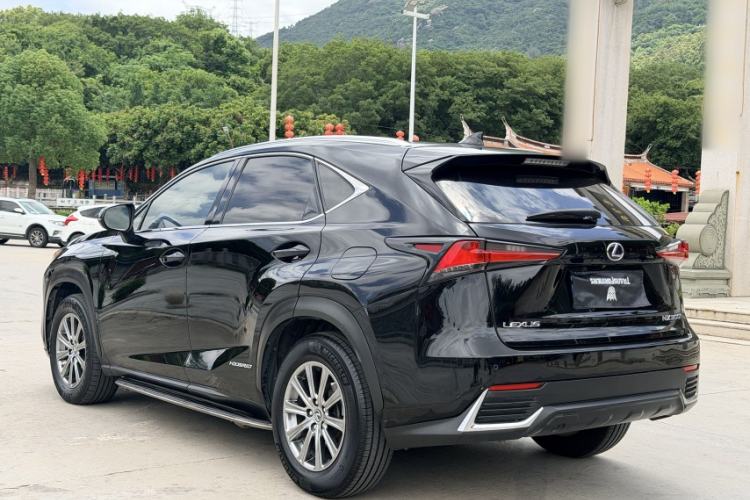 Used Lexus NX 2017 300h Front-Drive FENGSHANG Edition Exterior 6