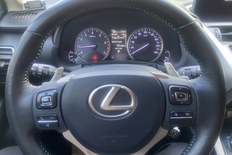 Used Lexus NX 2017 200 Front-Wheel-Drive X-Trail SE Edition Instrument Cluster