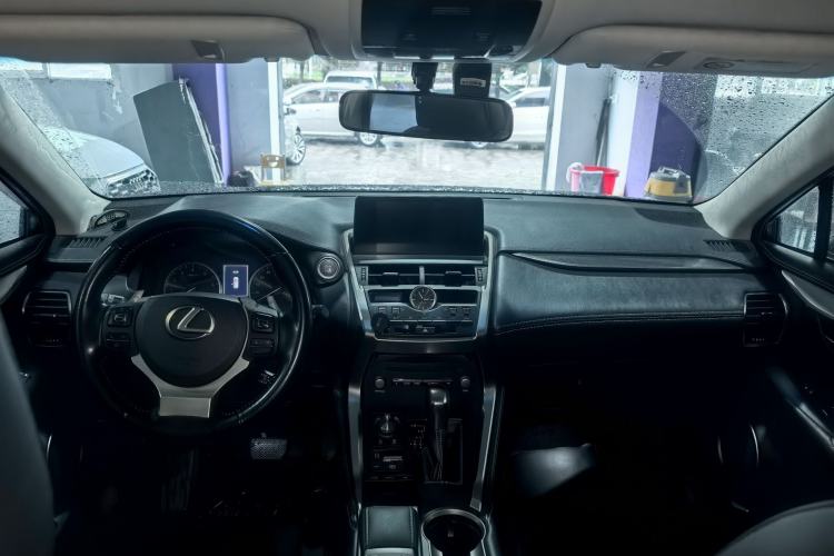 Used Lexus NX 2017 200 Front-Wheel-Drive X-Trail SE Edition Interior 3