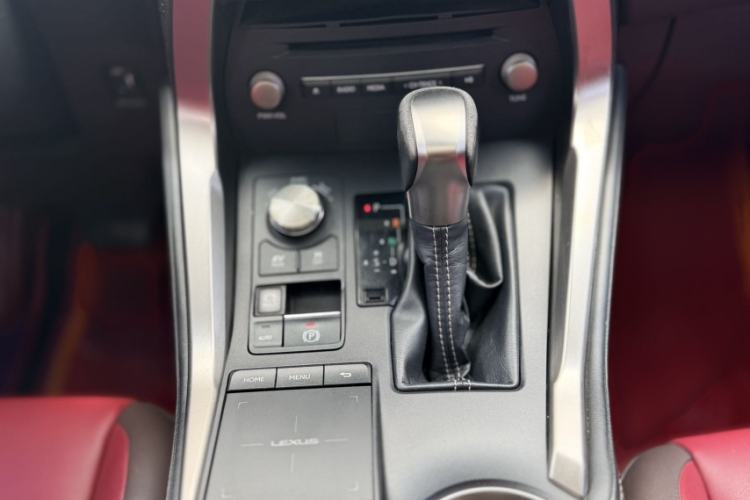 Used Lexus NX 2017 300h Front-Drive FENGSHANG Edition Interior 7