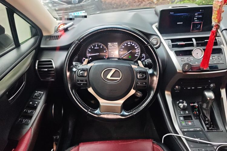 Used Lexus NX 2017 200 Front-Wheel-Drive X-Trail SE Edition Steering Wheel