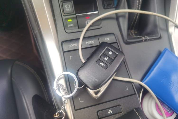Used Lexus NX 2017 200 All-Wheel Drive Fēngshàng Edition Vehicle Key