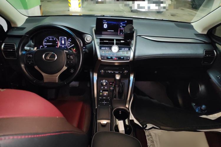Used Lexus NX 2017 300 Front-Wheel-Drive Limited Edition Center Console