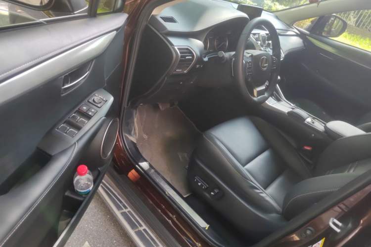 Used Lexus NX 2017 300 Front-Wheel-Drive Limited Edition Driver Seat