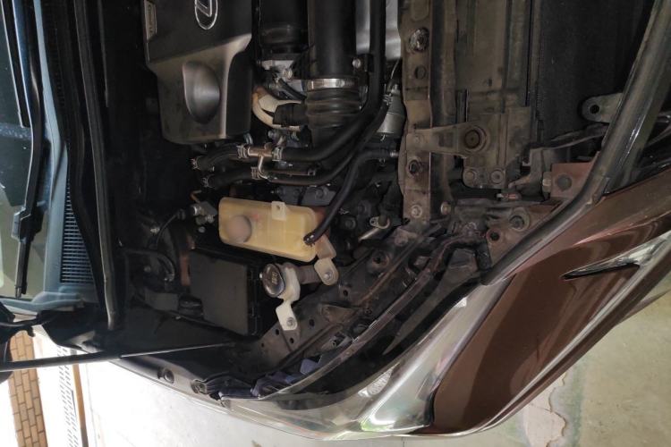 Used Lexus NX 2017 300 Front-Wheel-Drive Limited Edition Engine Bay Right