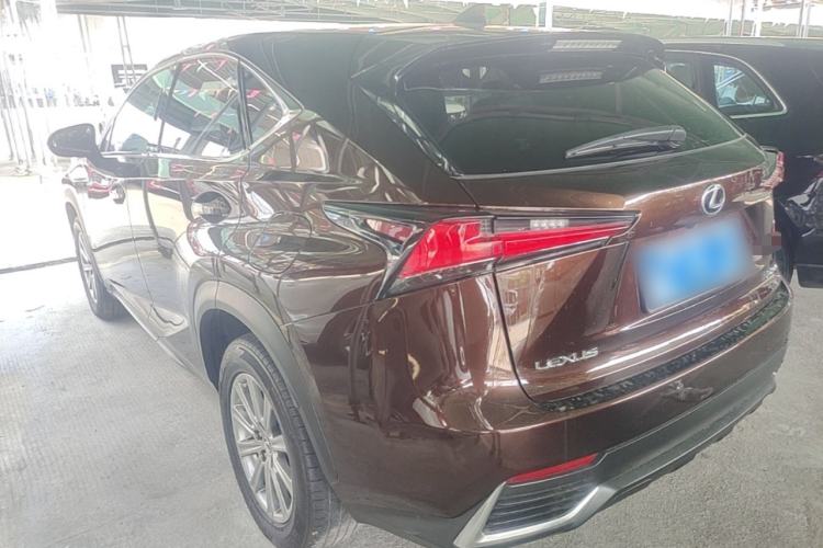 Used Lexus NX 2017 200 Front-Wheel-Drive X-Trail SE Edition Exterior 2