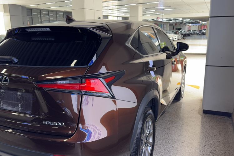 Used Lexus NX 2017 200 Front-Wheel-Drive X-Trail SE Edition Exterior 5