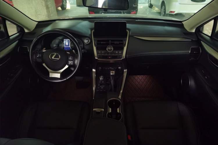 Used Lexus NX 2017 200 All-Wheel Drive Fēngshàng Edition Interior 1