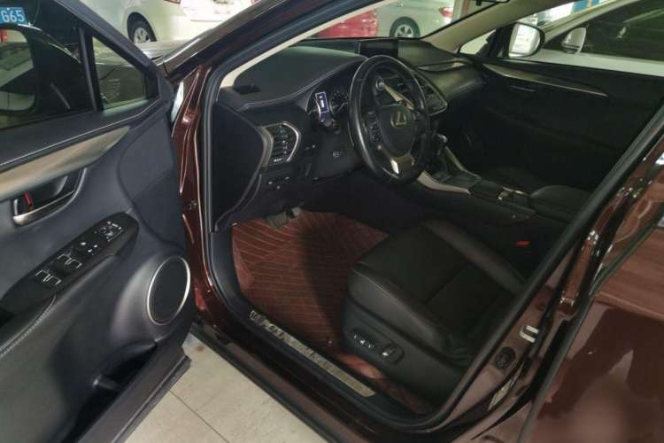 Used Lexus NX 2017 200 All-Wheel Drive Fēngshàng Edition Interior 2