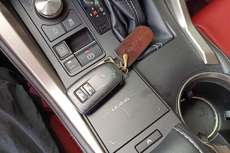 Used Lexus NX 2017 200 Front-Wheel-Drive X-Trail SE Edition Vehicle Key