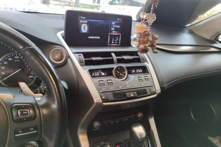 Used Lexus NX 2017 300 Front-Wheel-Drive Limited Edition Audio And AC Panel