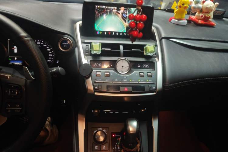Used Lexus NX 2017 300h Front-Drive FENGSHANG Edition Audio And AC Panel