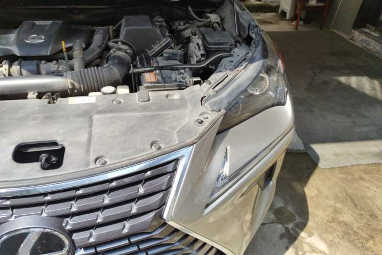 Used Lexus NX 2017 300 Front-Wheel-Drive Limited Edition Engine Bay Left