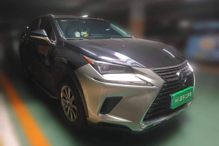Used Lexus NX 2017 300h Front-Drive FENGSHANG Edition Front Right 45 Deg