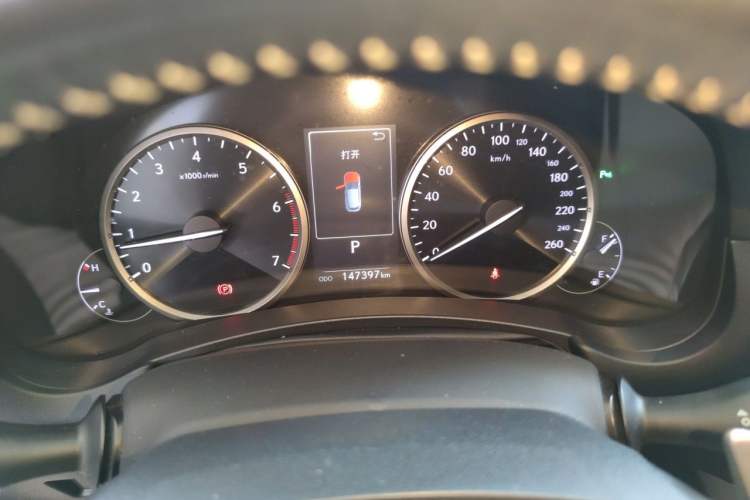 Used Lexus NX 2017 300 Front-Wheel-Drive Limited Edition Instrument Cluster