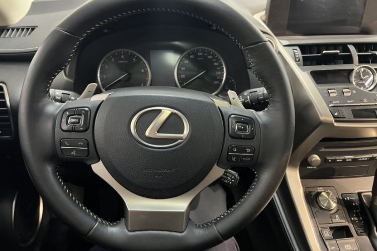 Used Lexus NX 2017 300 All-Wheel Drive Fēngshàng Edition Interior 1