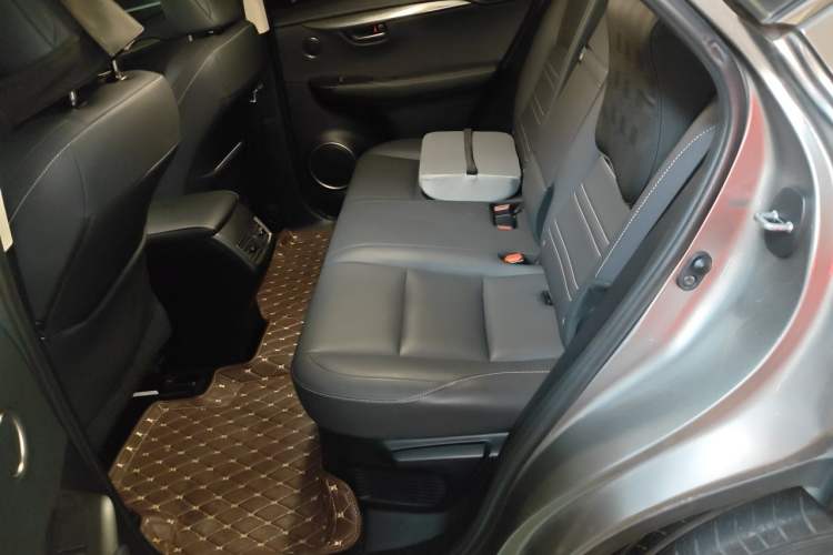 Used Lexus NX 2017 200 All-Wheel Drive Fēngshàng Edition Left Rear Seat