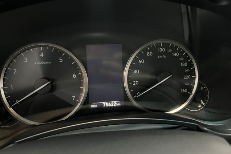Used Lexus NX 2017 300 All-Wheel Drive Fēngshàng Edition Odometer Close Up
