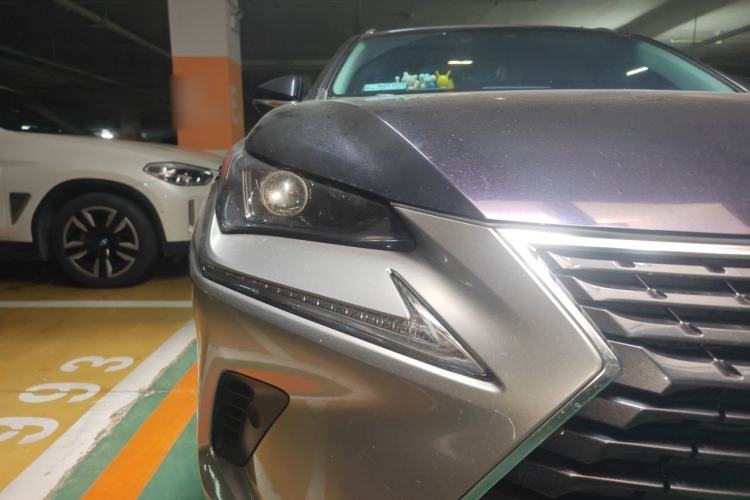 Used Lexus NX 2017 300h Front-Drive FENGSHANG Edition Right Front Headlight