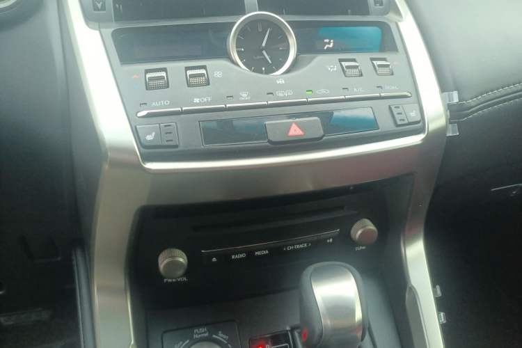 Used Lexus NX 2017 300 Front-Wheel-Drive Limited Edition Audio And AC Panel