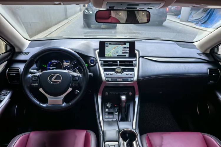 Used Lexus NX 2017 300h Front-Drive FENGSHANG Edition Audio And AC Panel