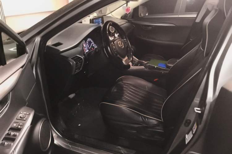 Used Lexus NX 2017 200 Front-Wheel-Drive X-Trail SE Edition Driver Seat