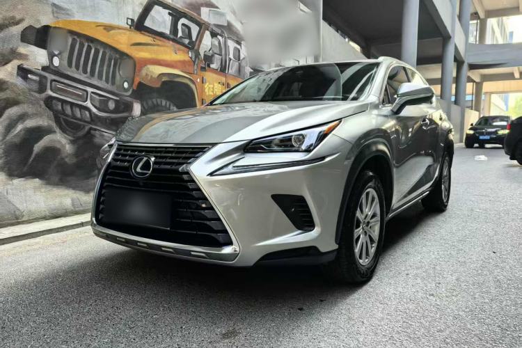 Used Lexus NX 2017 300h Front-Drive FENGSHANG Edition Exterior 3