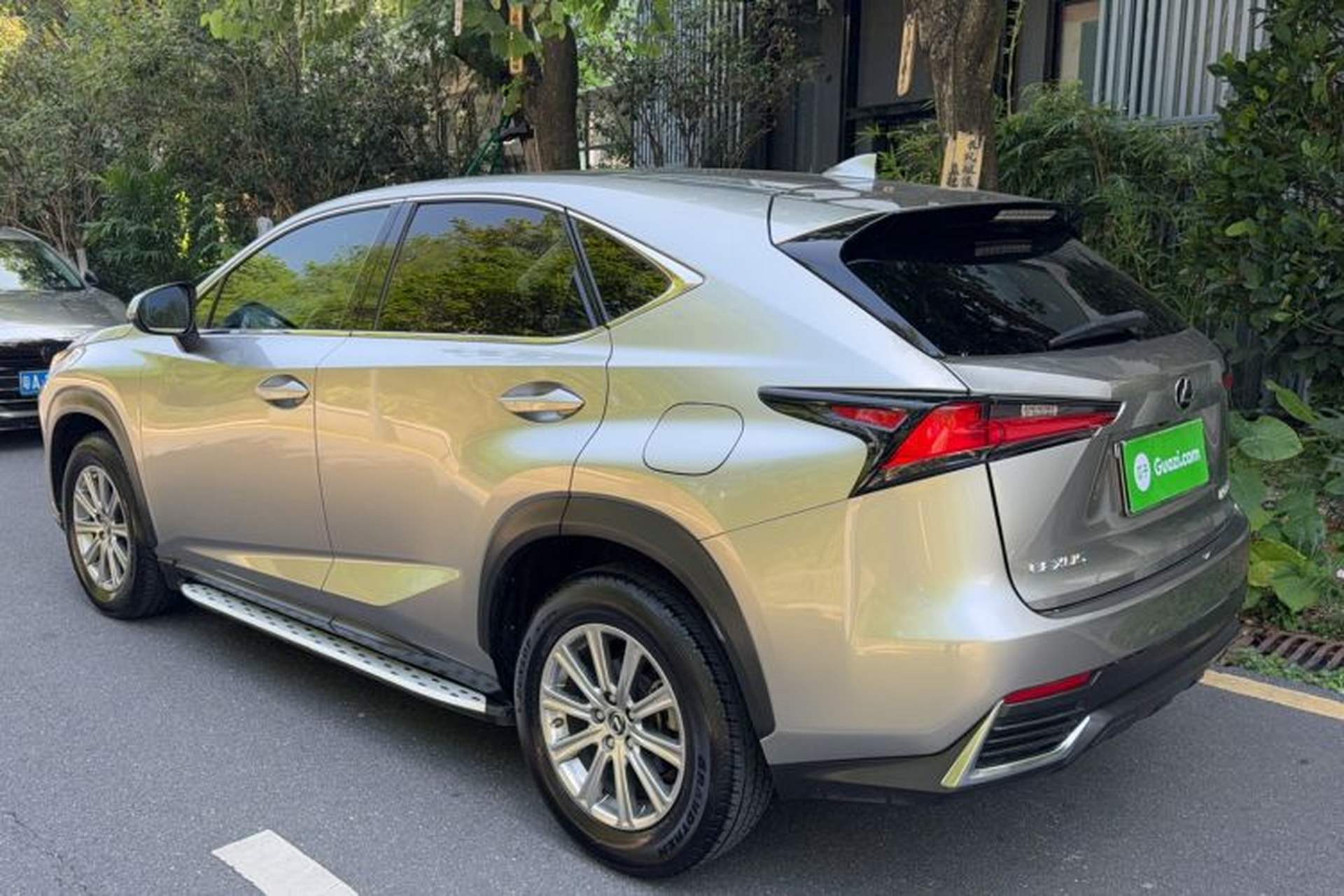 Used Lexus NX 2017 200 Front-Wheel-Drive X-Trail SE Edition Exterior 4