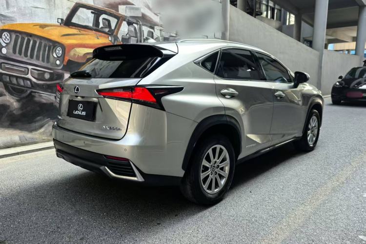 Used Lexus NX 2017 300h Front-Drive FENGSHANG Edition Exterior 7