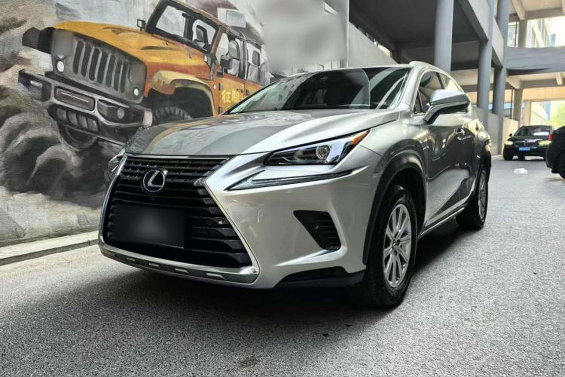 Used Lexus NX 2017 300h Front-Drive FENGSHANG Edition Front Left 45 Deg