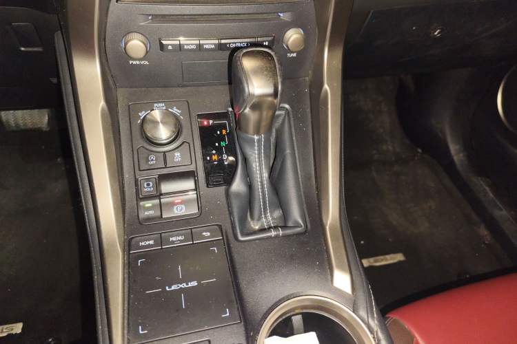 Used Lexus NX 2017 300 Front-Wheel-Drive Limited Edition Gear Lever