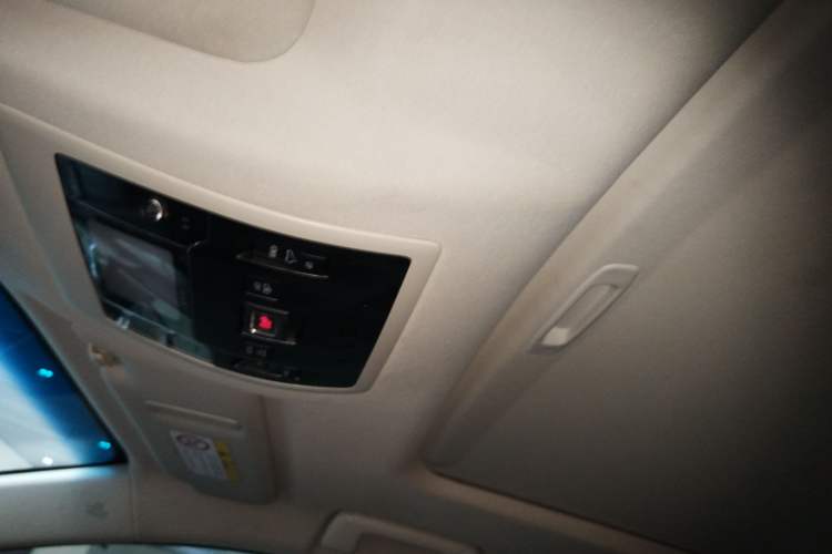 Used Lexus NX 2017 300h Front-Drive FENGSHANG Edition Headliner