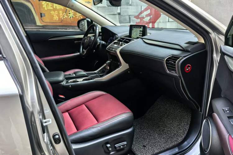 Used Lexus NX 2017 300h Front-Drive FENGSHANG Edition Interior 5