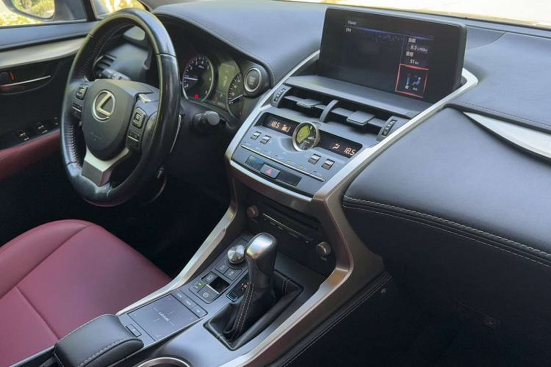 Used Lexus NX 2017 200 Front-Wheel-Drive X-Trail SE Edition Interior 6