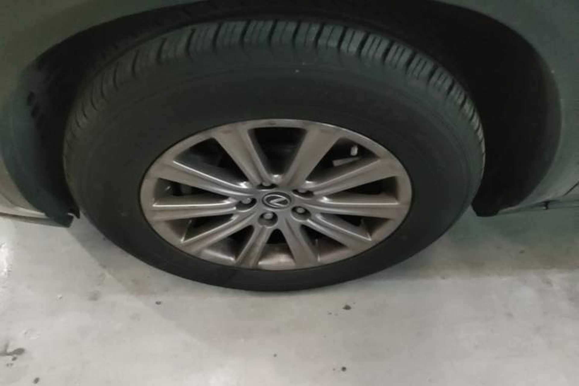 Used Lexus NX 2017 200 Front-Wheel-Drive X-Trail SE Edition Left Front Wheel Hub