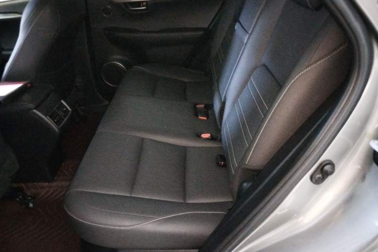Used Lexus NX 2017 300h Front-Drive FENGSHANG Edition Left Rear Seat